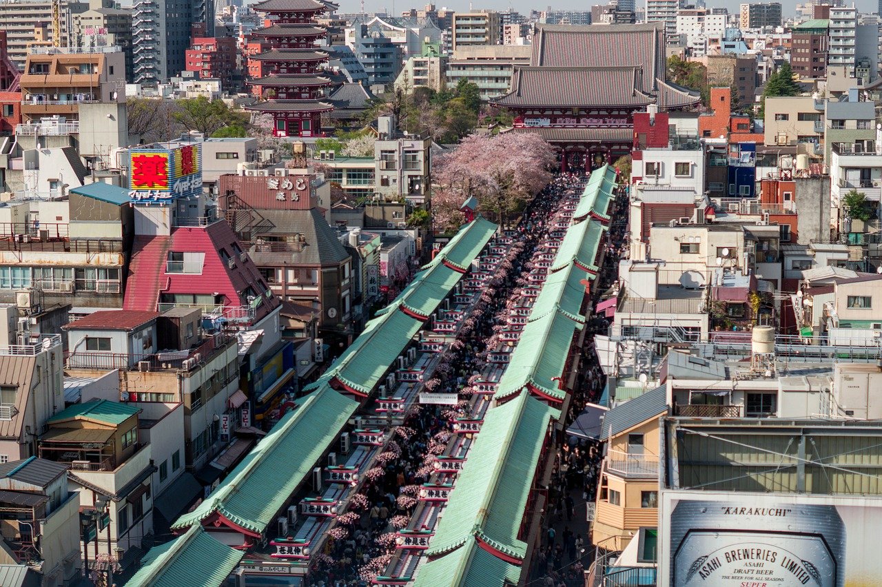 哈密高考后的新路径：为何选择去日本留学成就未来？
